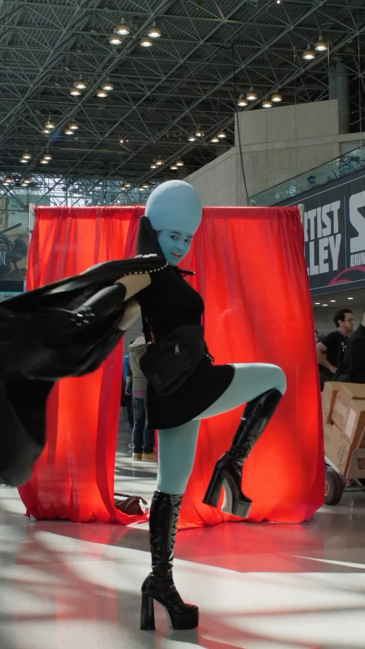 It’s showtime, baby — NYCC Day 2 starts now